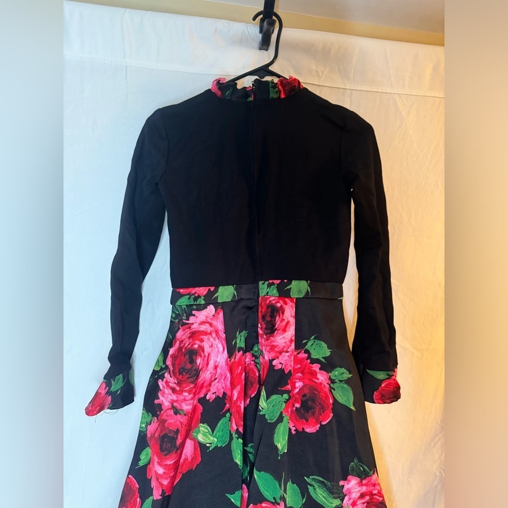 Black long sleeve floral maxi dress size small - Picture 4 of 8
